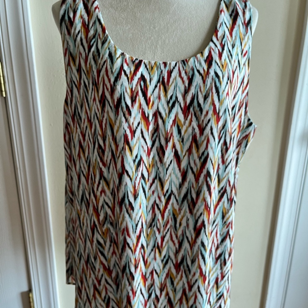 Reversible Pattern-To-Solid Tank By Chico’s - image 2